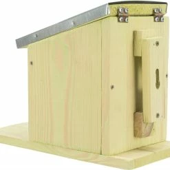 Euro Joe Feeding Station For Squirrels, Pine Wood/metal 8 Euro Joe Feeding Station For Squirrels, Pine Wood/metal -Euro Joe Shop PHO PRO DET CLIP 59607 2